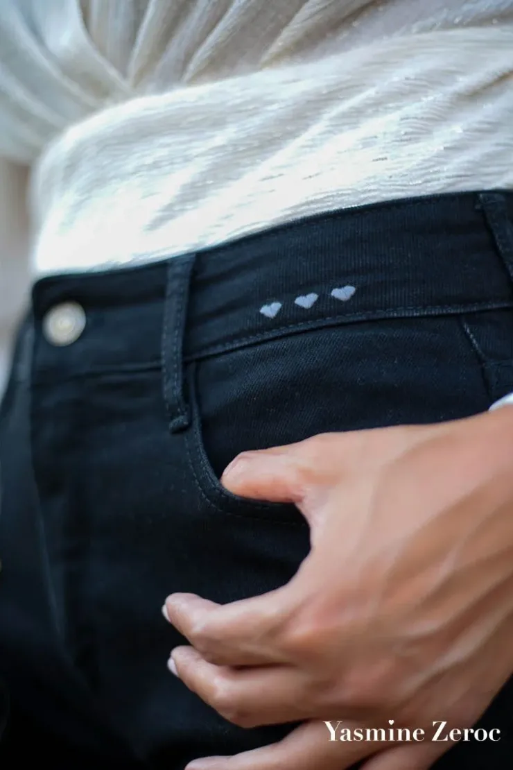 Femme Le Temps des Cerises Coupe Regular-Collab @Yasmine.Zeroc Amour 400/18 Mom Taille Haute 7/8Eme Jeans Noir N°1